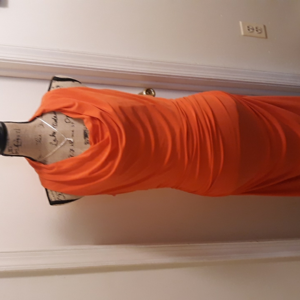 Sleeveless dress